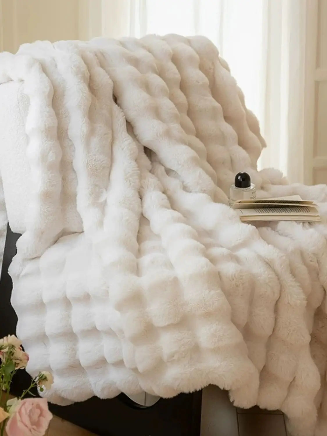 Luxury Knit Fleece Blanket – Soft & Warm Throw