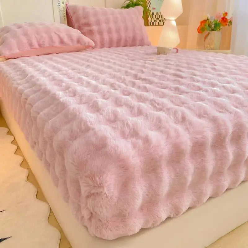 Bubble Milk Velvet Bed Sheet – Winter Warm Mattress Cover