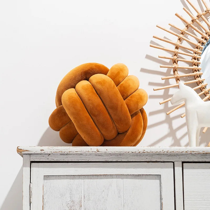 Art Décor Knot Ball  Pillow