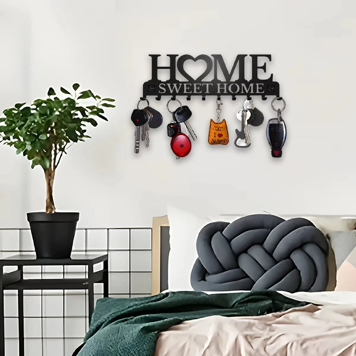 Wall-Mounted “Sweet Home” Key Holder – Creative Front Door Organizer