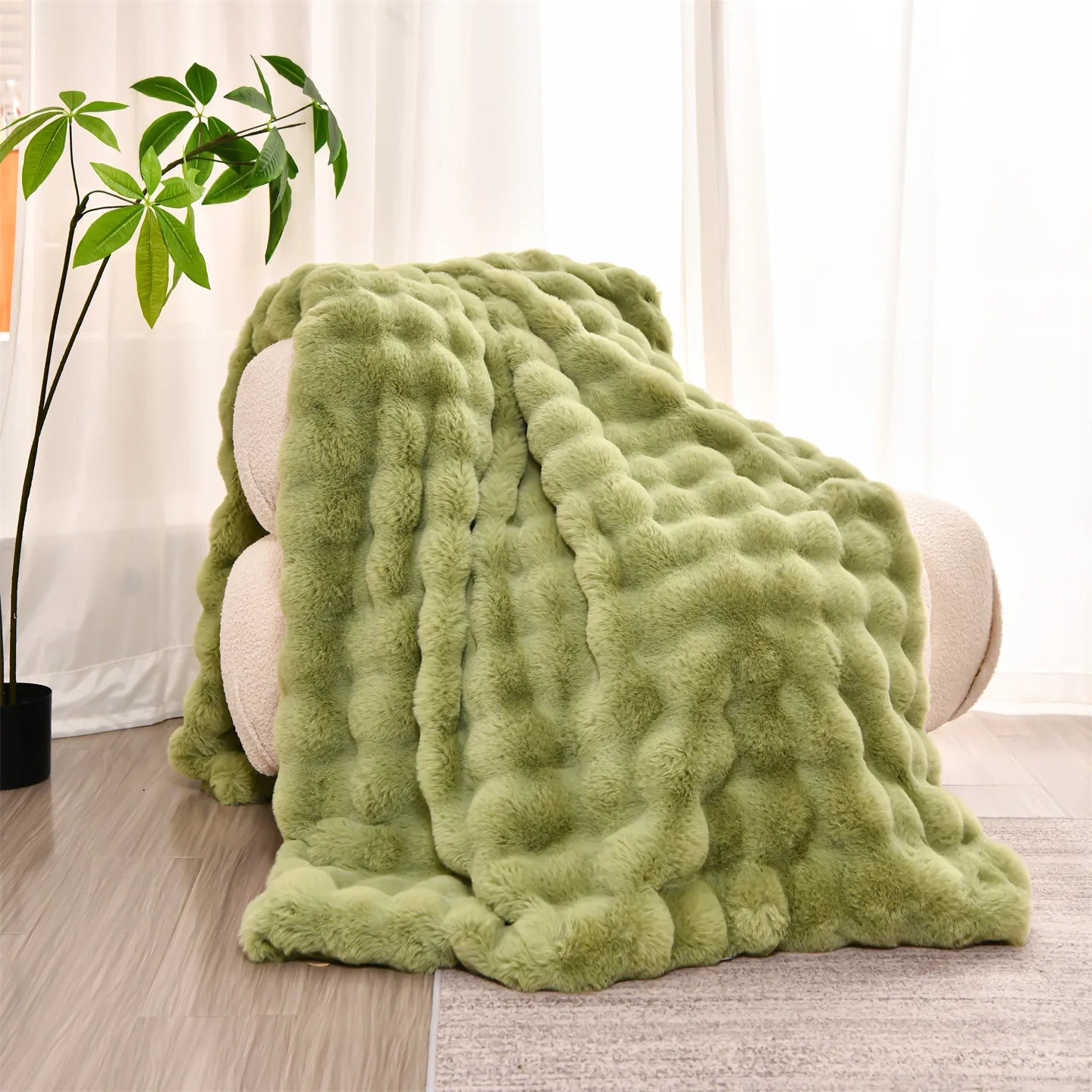 Faux Fur Throw Blanket