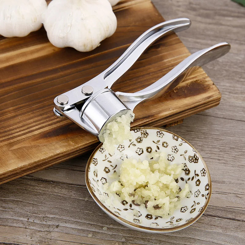 Stainless Steel Garlic Press – Manual Crusher & Mincer
