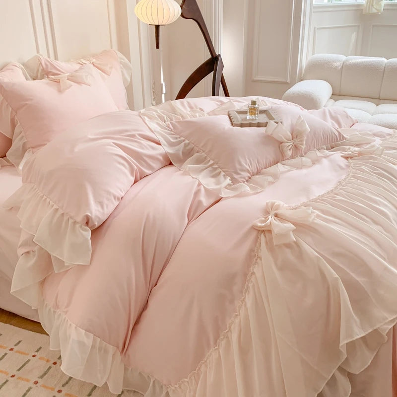 3-Piece White Ruffled Bedding Set – Soft Duvet Cover & Pillowcases