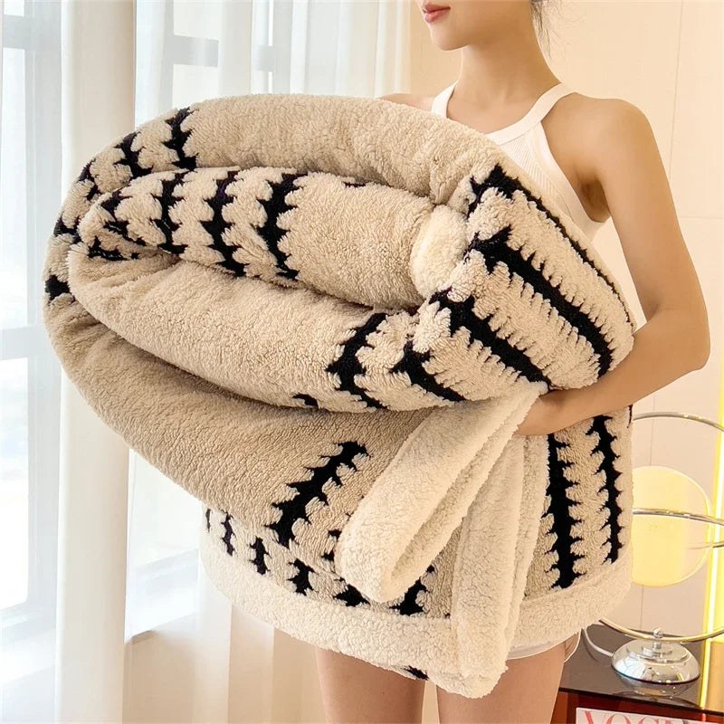 Thick Warm Flannel Blanket - Soft and Fluffy