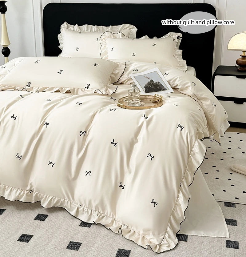 3-Piece Lace Duvet Cover Set – Black Dot Print Bedding