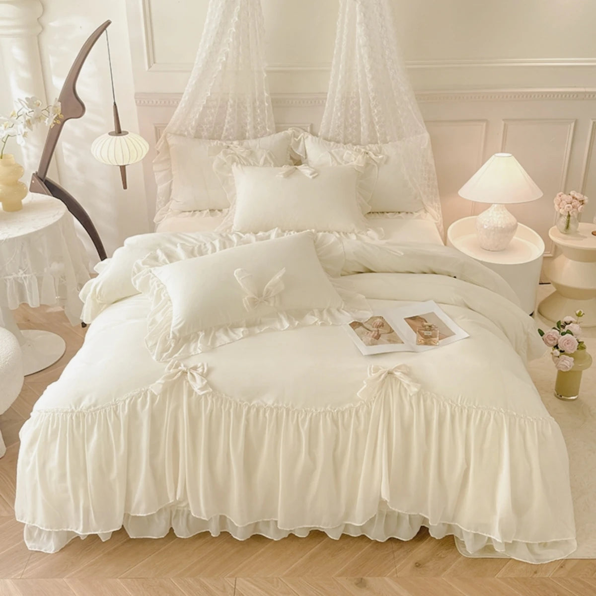 3-Piece White Ruffled Bedding Set – Soft Duvet Cover & Pillowcases